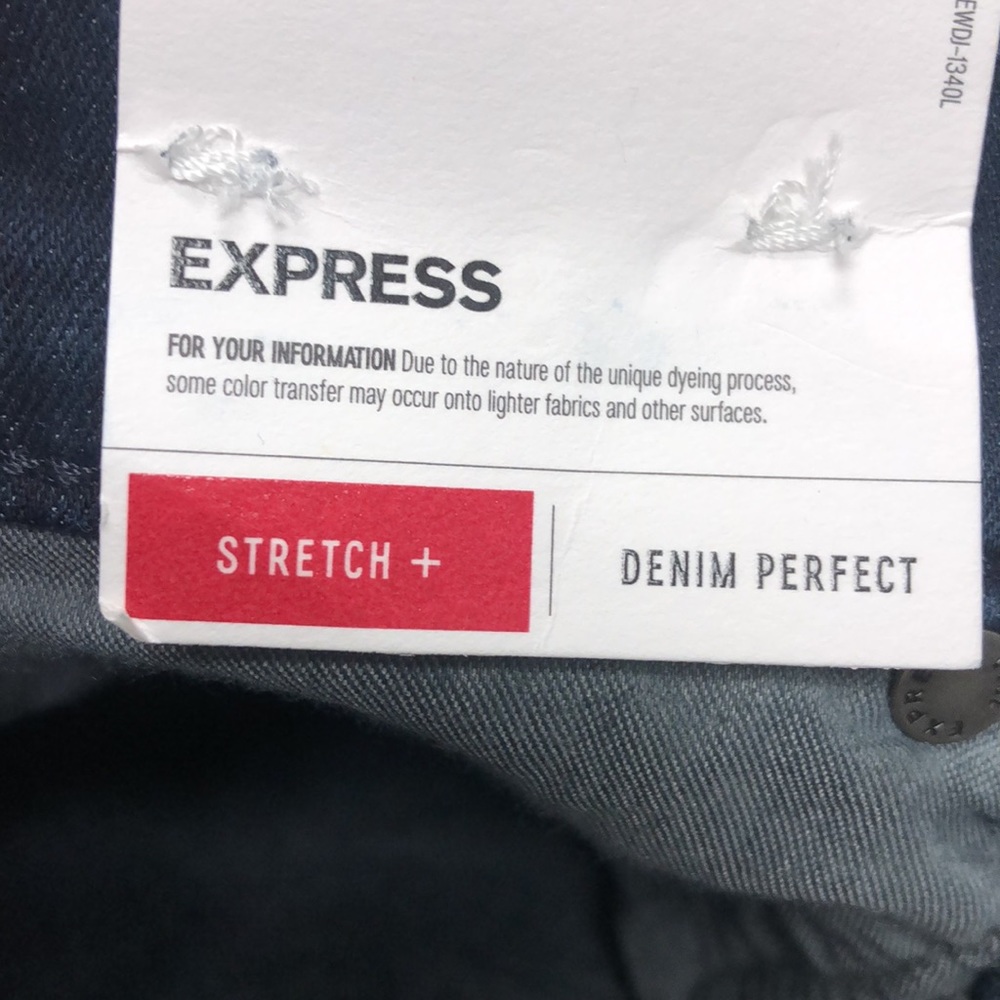 Express Bermuda high rise jean shorts nwt - Picture 4 of 5